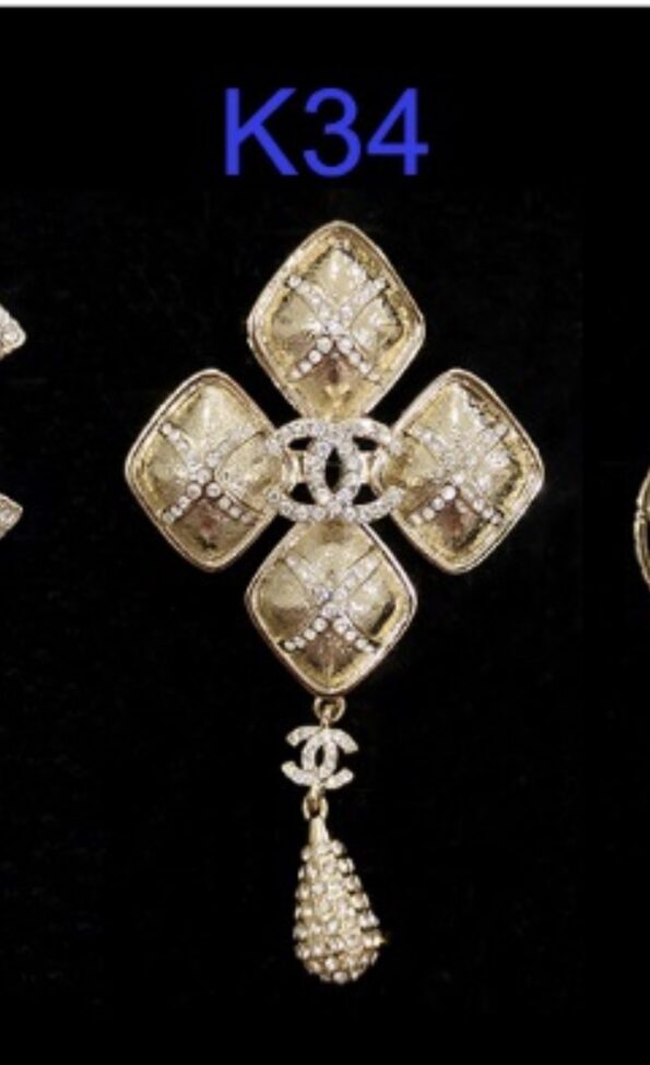 Premium vintage gold brooch pins